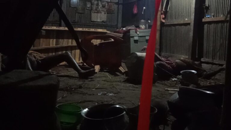 khagrachari-ramnesu-bazar-fire-280925-02-1759060441